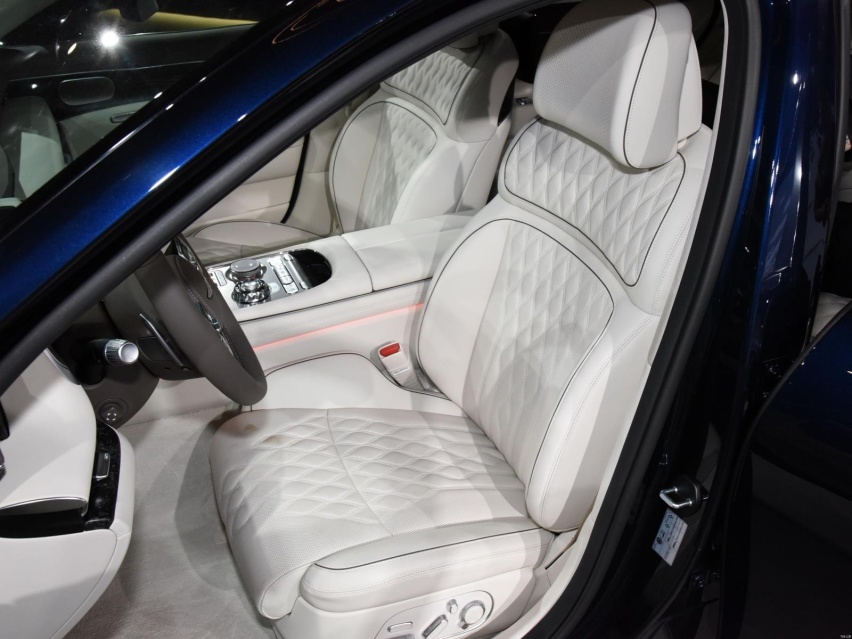 2023成都车展：捷尼赛思G90售69.88万元起