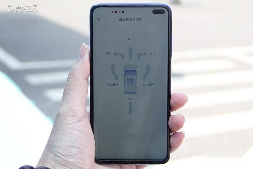 试驾潮玩智能纯电SUV 广汽AION Y引领汽车界潮流风向