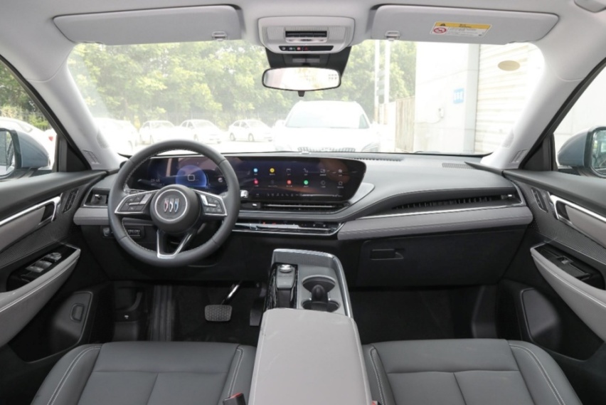 Z世代的第一台车 小鹏G6/别克E5/问界M5/Model Y