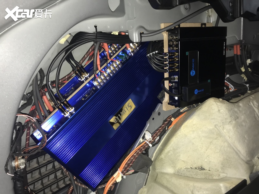 不喧哗，自有声——重庆正信奔驰GLE450音响改装丹麦绅士宝
