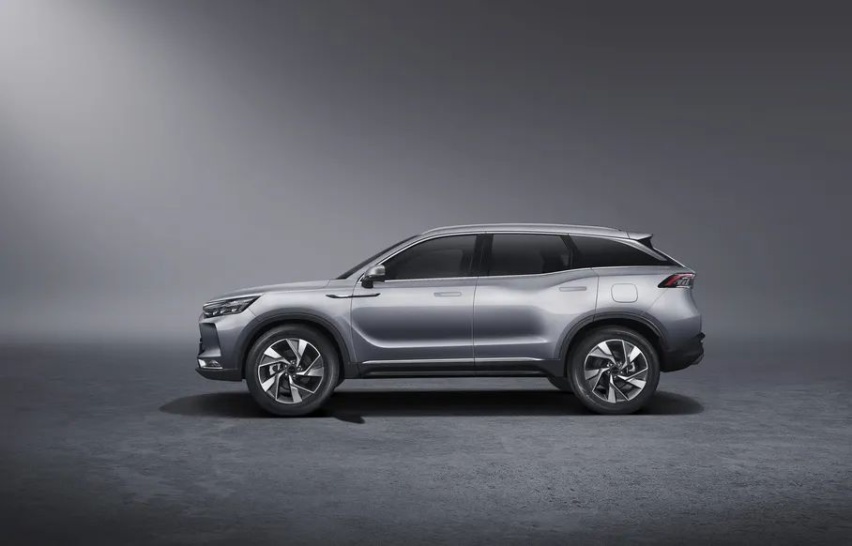 BEIJING-X7开启预售；新款GLC将于2022年发布
