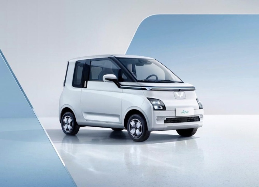 卖不动了？五菱宏光MINI EV家族最高降幅1.3万元，突然就不香了？