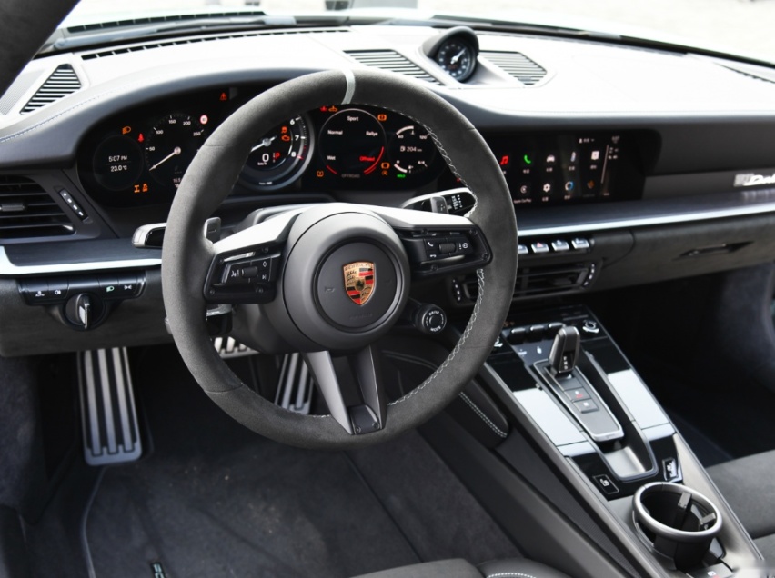 保时捷911出新车，搭载3.0T+8速PDK，能下赛道能越野