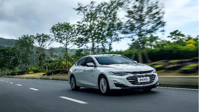 想买超值中级车？这台9AT+16万公里质保的全新车型不得不看
