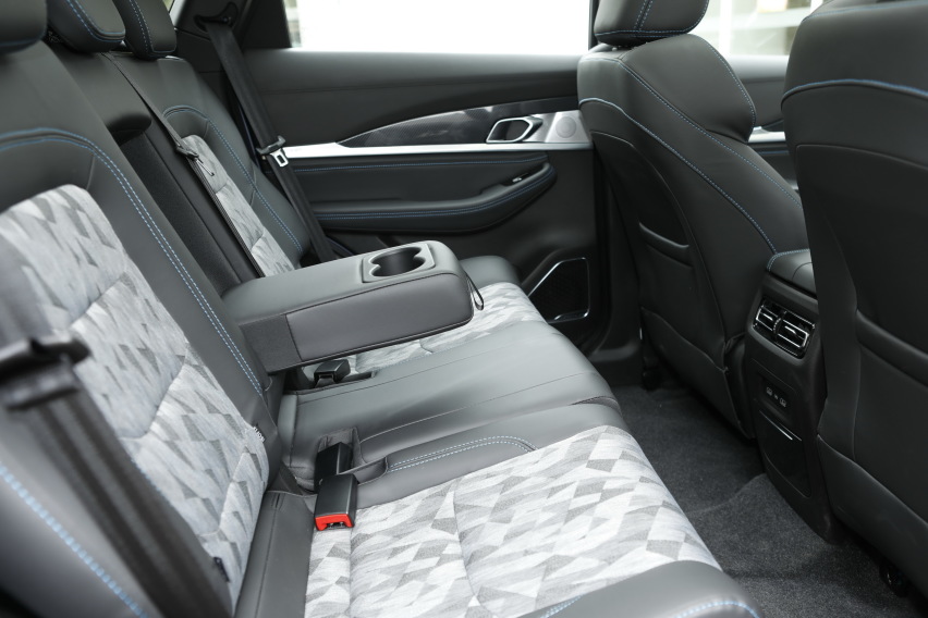 从外观到驾驶模式都可以选择   试驾捷途X70 COUPE