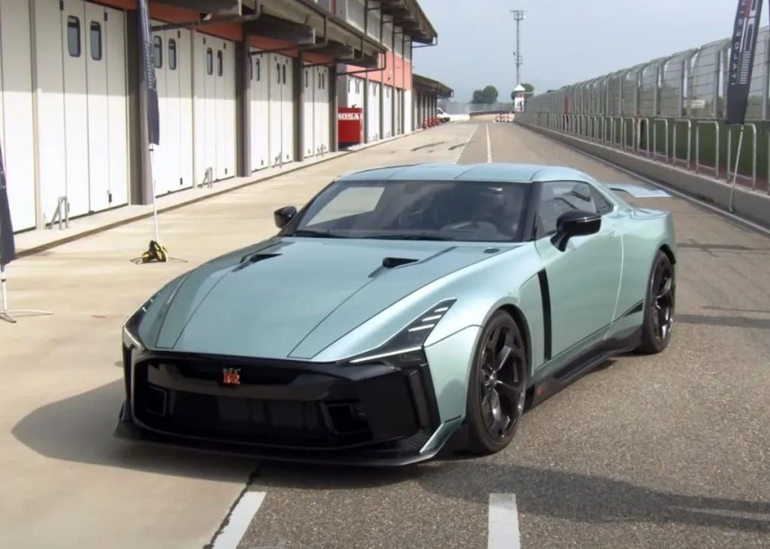 日产GT-R50量产版全球首发！3.8T输出720匹马力