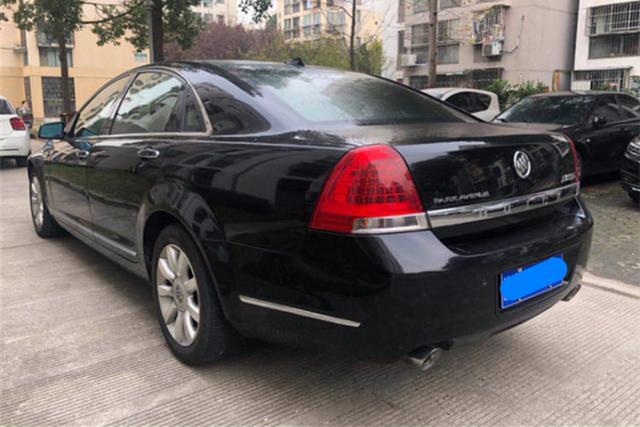 车况极佳的林荫大道，为什么在车商这里放了2年都没卖出去？