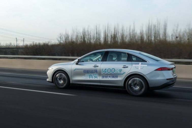 续航1704km，荣威D7限时10.98万起，秦PLUS只能望“7”项
