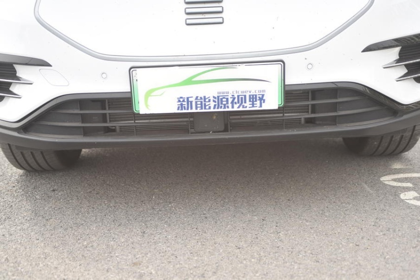 被市场低估的高端车型，体验天际ME7