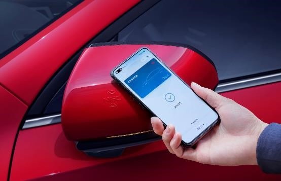 报复性消费必须玩点大的 不到8万的价格必须买到“宝马黑科技”