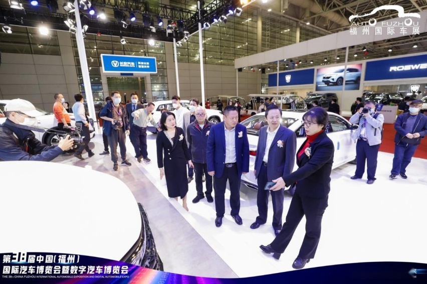 第38届中国(福州)国际车展今日开幕，车市年度压轴大戏重磅来袭！