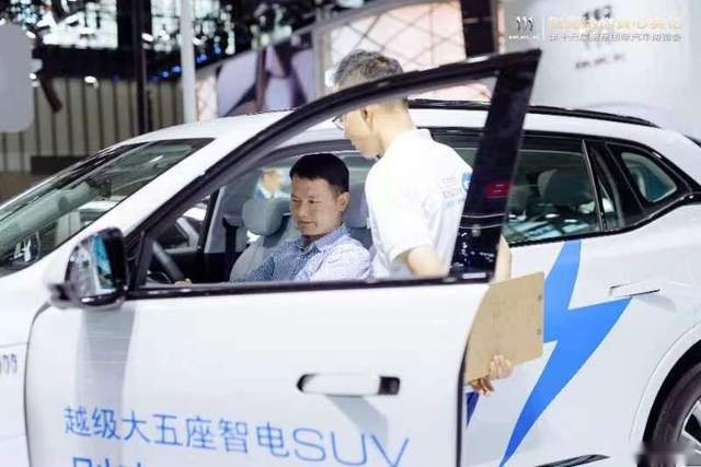 未来即现在：别克E5亮相南京五一车展，中大型纯电SUV性价比之选