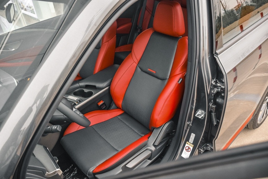 性价比真高！新款长安CS35 PLUS上市，9.39万元起！