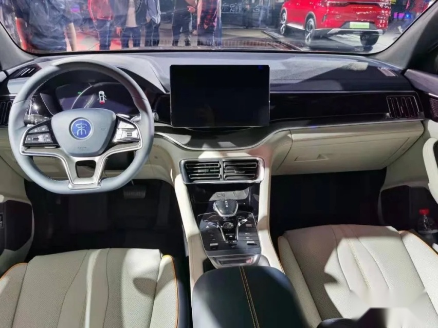 续航1200km,比亚迪宋PLUS DM-i售价不足17万