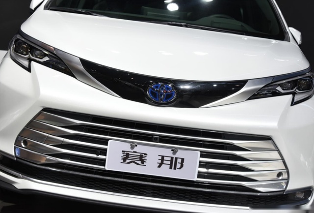 提车加价大几万，中大型MPV赛那SIENNA预售后为何这么“豪横”？