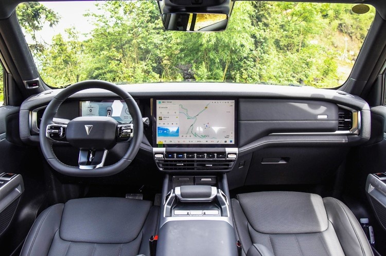 科技新硬派SUV 深蓝G318售17.59万起
