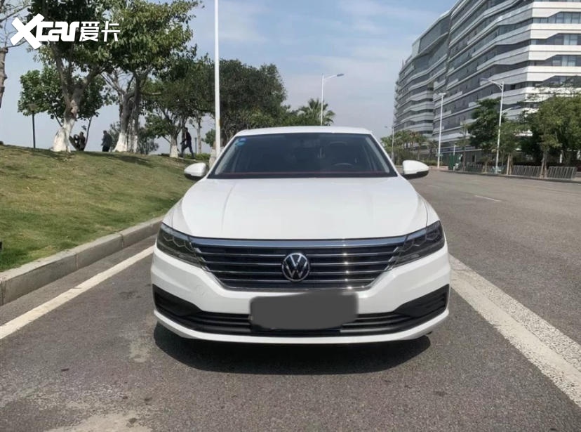 经典轩逸价格太贵，所以买了低配新朗逸，我这价格没被坑吧？