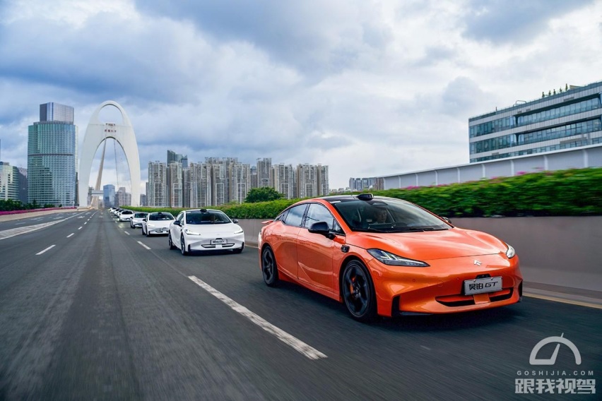 21.99万元起售，直面竞争特斯拉Model 3，昊铂GT才是真正的卷