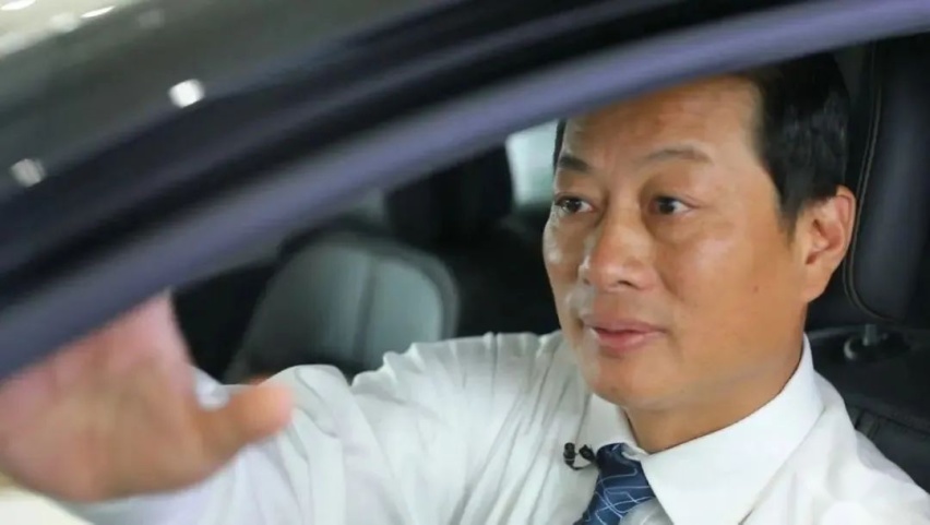 38岁少帅，62岁卸甲，传奇就这样结束