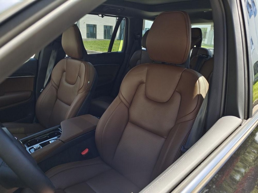 深度试驾沃尔沃XC90 T8版本：北欧豪华品牌的执着信念全在细节当中