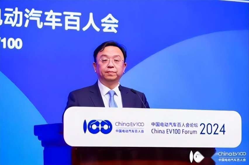 “买燃油车的人正式成为少数派”，你服气吗？