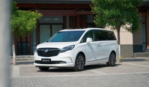 别克新款MPV GL8 ES及GL8上市，标准再次刷新