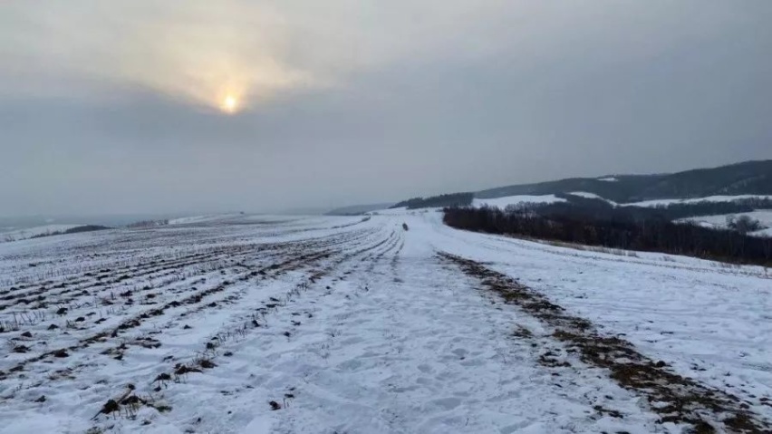 50.22°N、零下27°C里的一场雪地求生