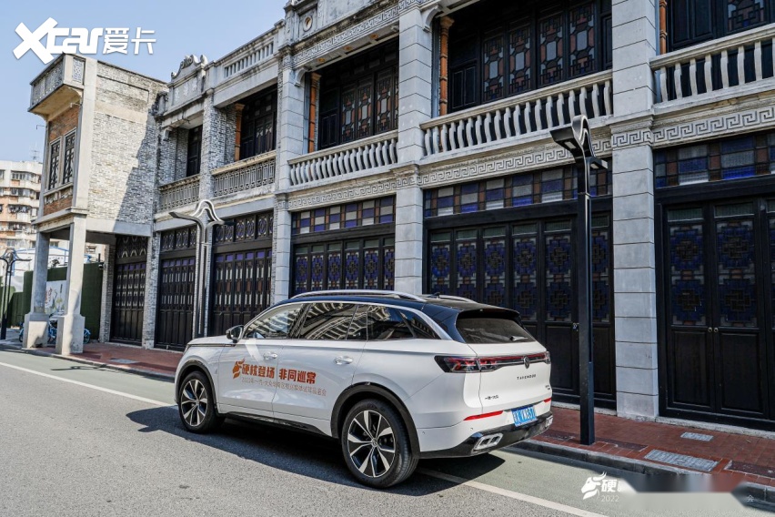 强的不止是尺寸和参数，大五座SUV一汽大众揽巡驾驶感受强于日系