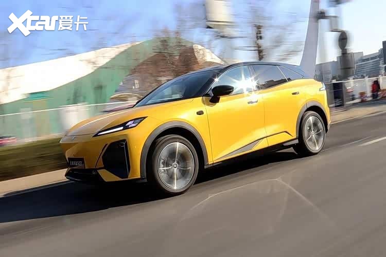 续航630KM！全新深蓝S07华为乾崑630长续航版，智能舒适全都要？