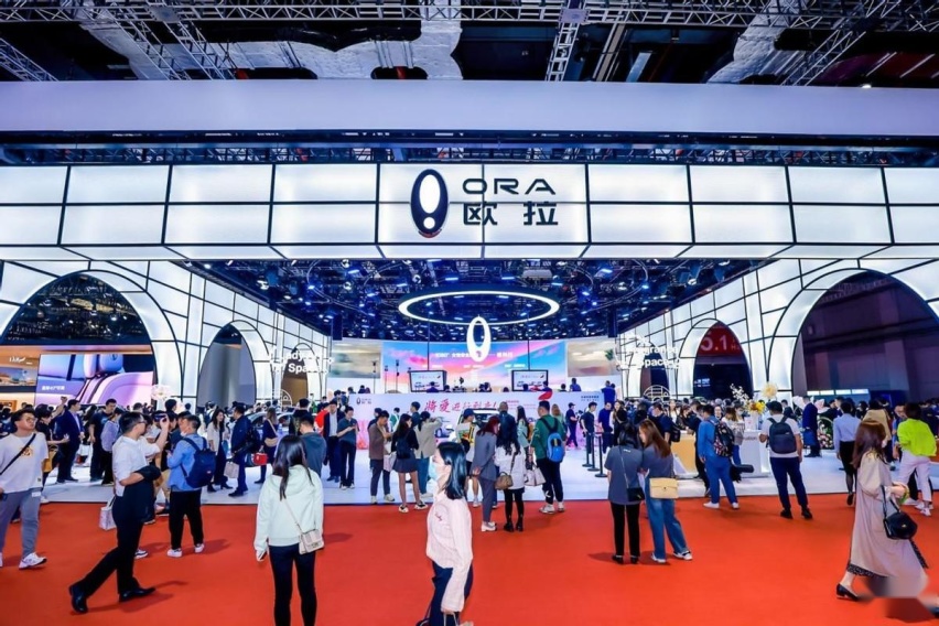 ALLIN 女性，就要宠她、懂她! 上海车展，一起去欧拉撸猫吧!