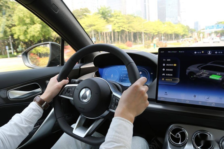 内在与外在的革新进化 腾势 X PHEV 运动版试驾体验