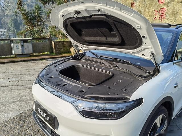 没有槽点就是亮点？20万以下选纯电SUV，零跑C11够实在