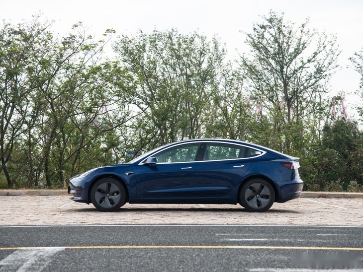 不到34万买国产特斯拉Model 3 四驱版本 值吗？