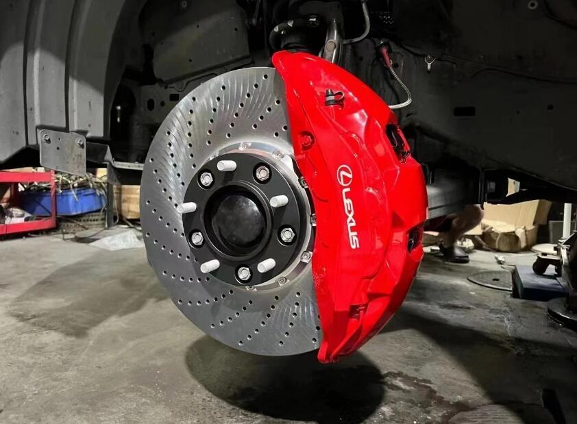 雷克萨斯lx570升级改装刹车前10活塞后4活塞分享彻底解决刹车不好用