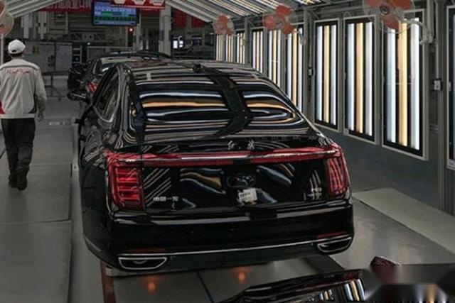 红旗H9或于6月上市 提供2.0T/3.0T两种动力选项