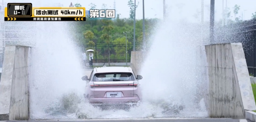 只有硬派燃油车，没有硬派纯电车？哪吒U-Ⅱ“实力打脸”