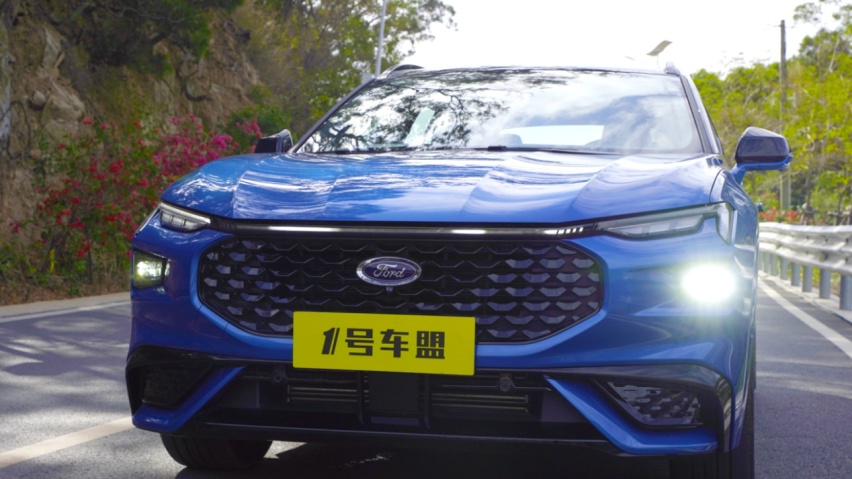 试驾官丨足够智能的福特EVOS，能给燃油车“续香火”吗？