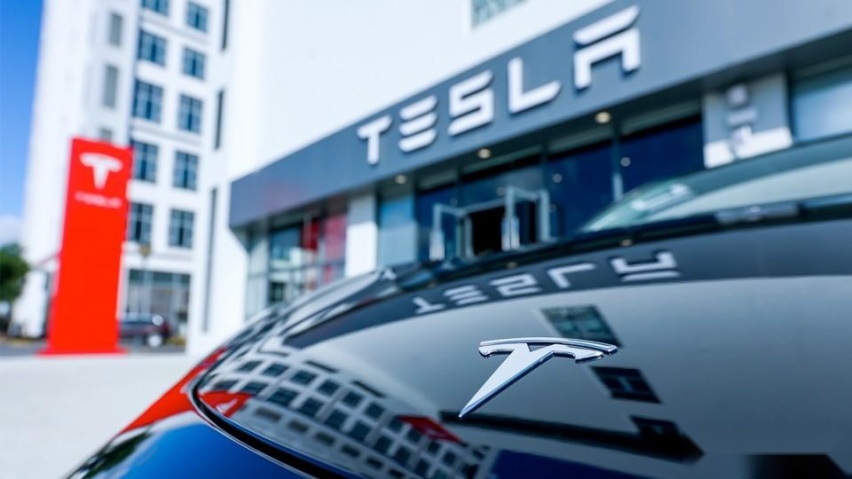 Model Y周四继续涨价，不是因为FSD，是给Model 3让路？