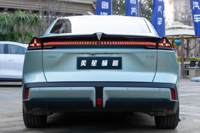 当合创 A06 遇见深蓝 SL03