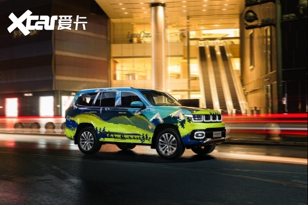 BJ60伪装车惊现成都街头 再曝四大猛料