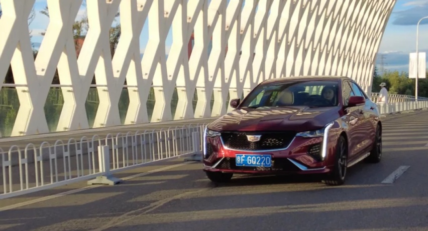 2.0T+8AT+纵置后驱还不行？凯迪拉克CT4怎么才能让年轻人买单？