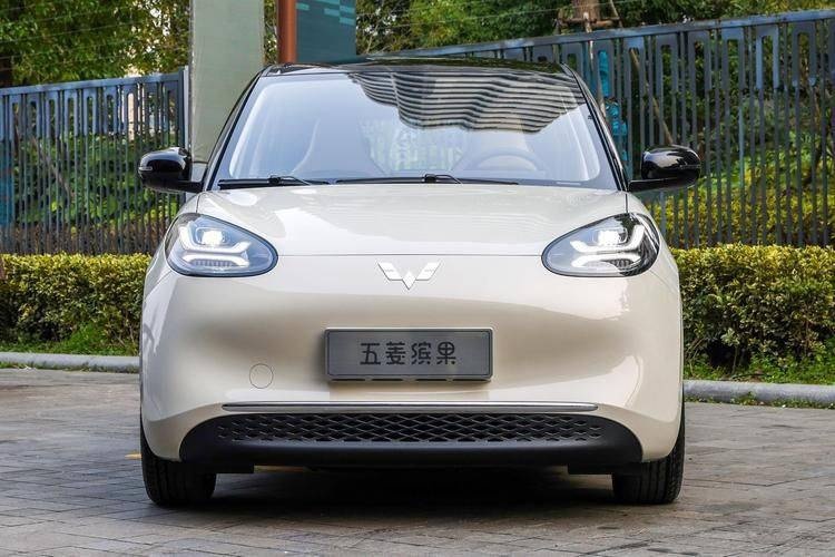 五菱缤果和比亚迪海鸥不要内卷，请把枪口对准宝马MINI