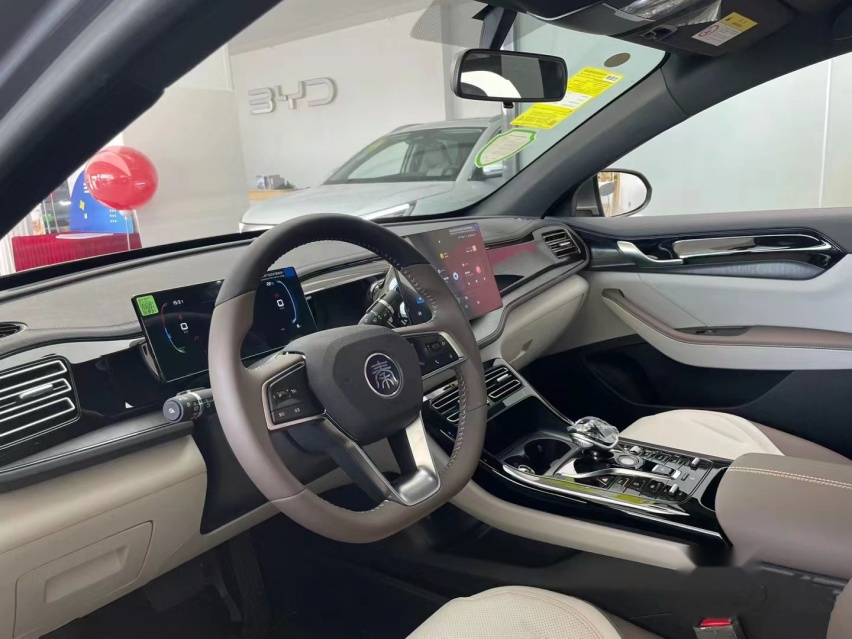 限时优惠10000元，插混系统+油耗3.8L/100km，这车真香？