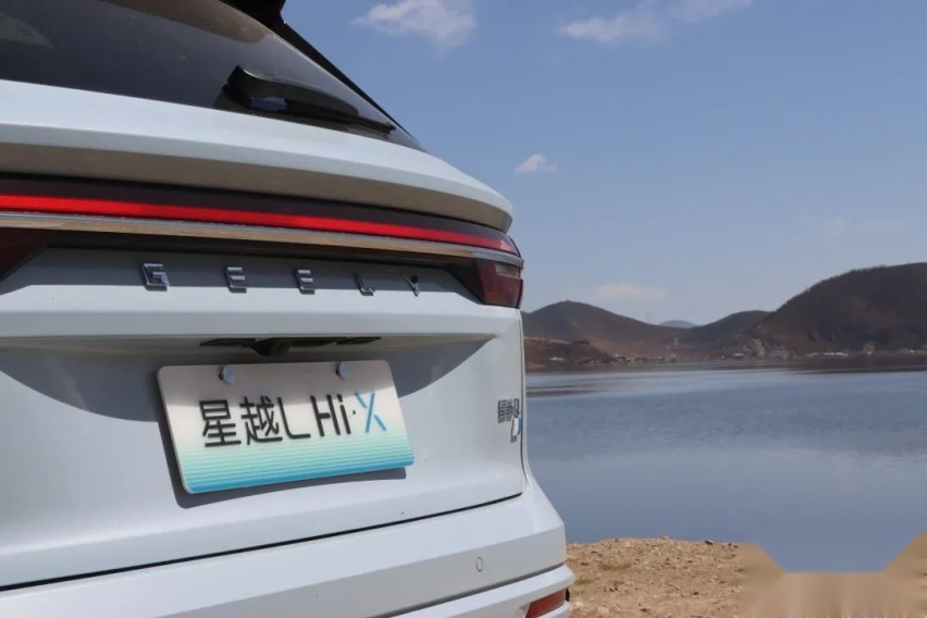 油表“坏了”？试驾星越L混动版，这结果你绝对想像不到！