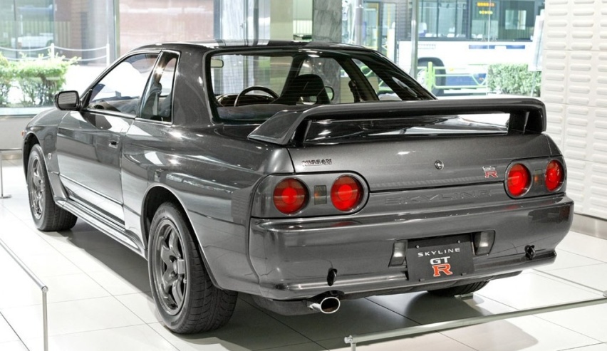 GTR R35不光是超跑杀手，更振兴了身陷泥潭的日产？