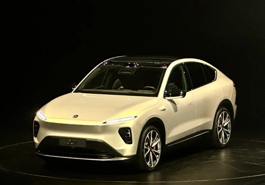 【e汽车】最高续航940km，蔚来EC7发布