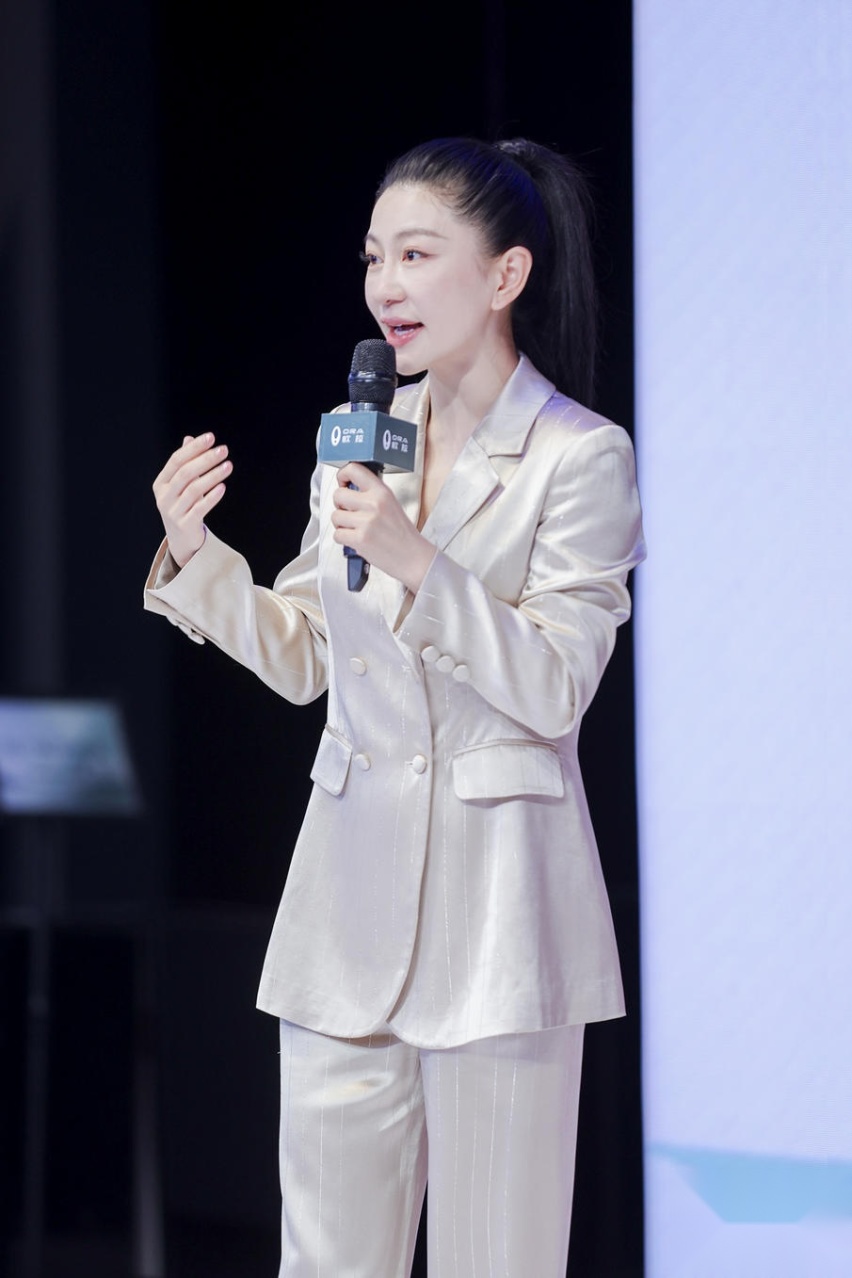 共创行走的艺术品，欧拉朋克猫共创主题艺术展华丽开启