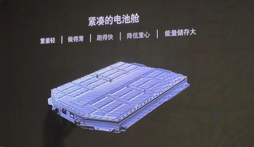凭4.2秒破百就下赛道?极狐阿尔法S不止这点能耐!