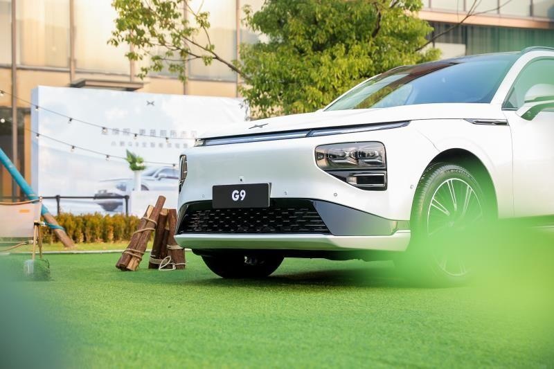 小鹏G9全能体验：超快充全智能，30万级全面优秀的实力SUV