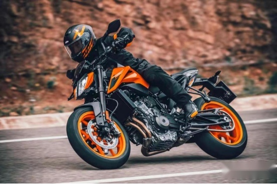 奥地利橙色风暴来袭，CKD版KTM 790 DUKE国内8.